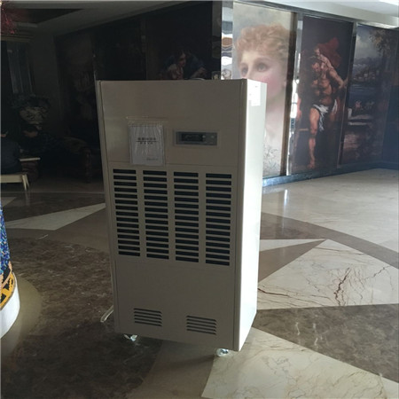 地下室很潮濕怎么辦，地下室除濕機(jī)管用